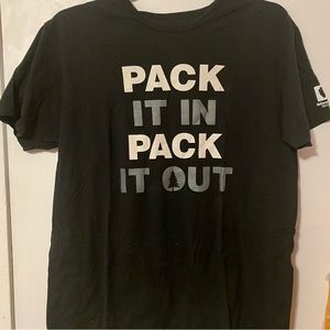 Black Hanes National Park Service NPS Pack It In Pack It Out T-Shirt Tee Size L